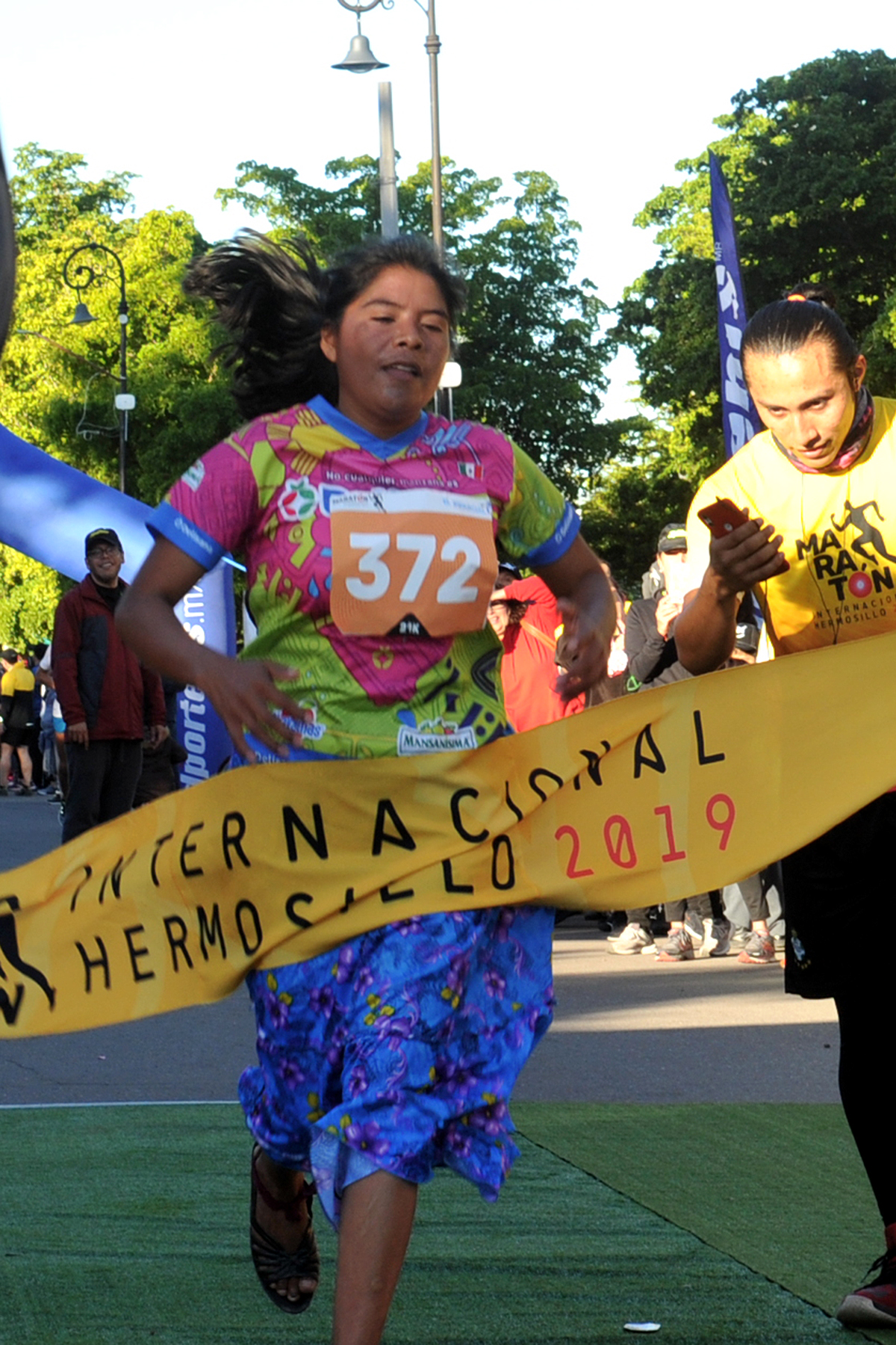 La maratonista rarámuri Lorena Ramírez detona el turismo en Sonora