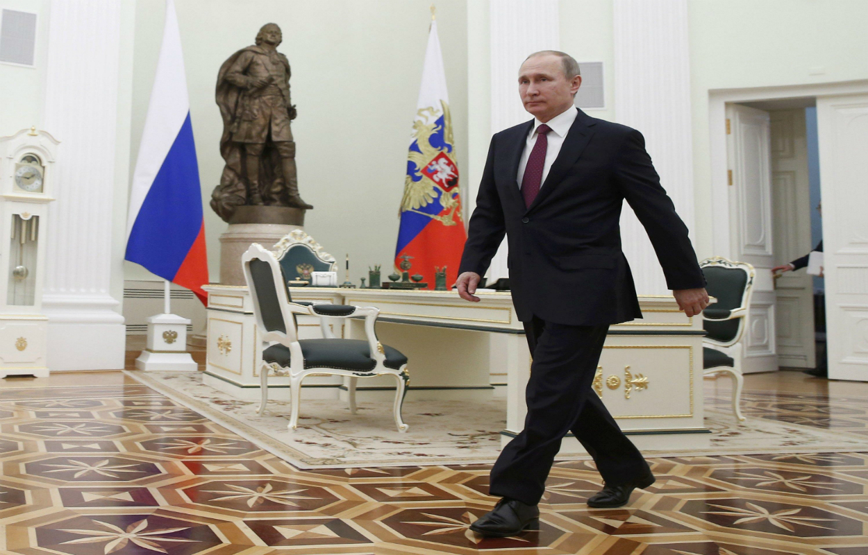 Mientras sea presidente sólo habrá padre y madre en Rusia: Vladimir Putin