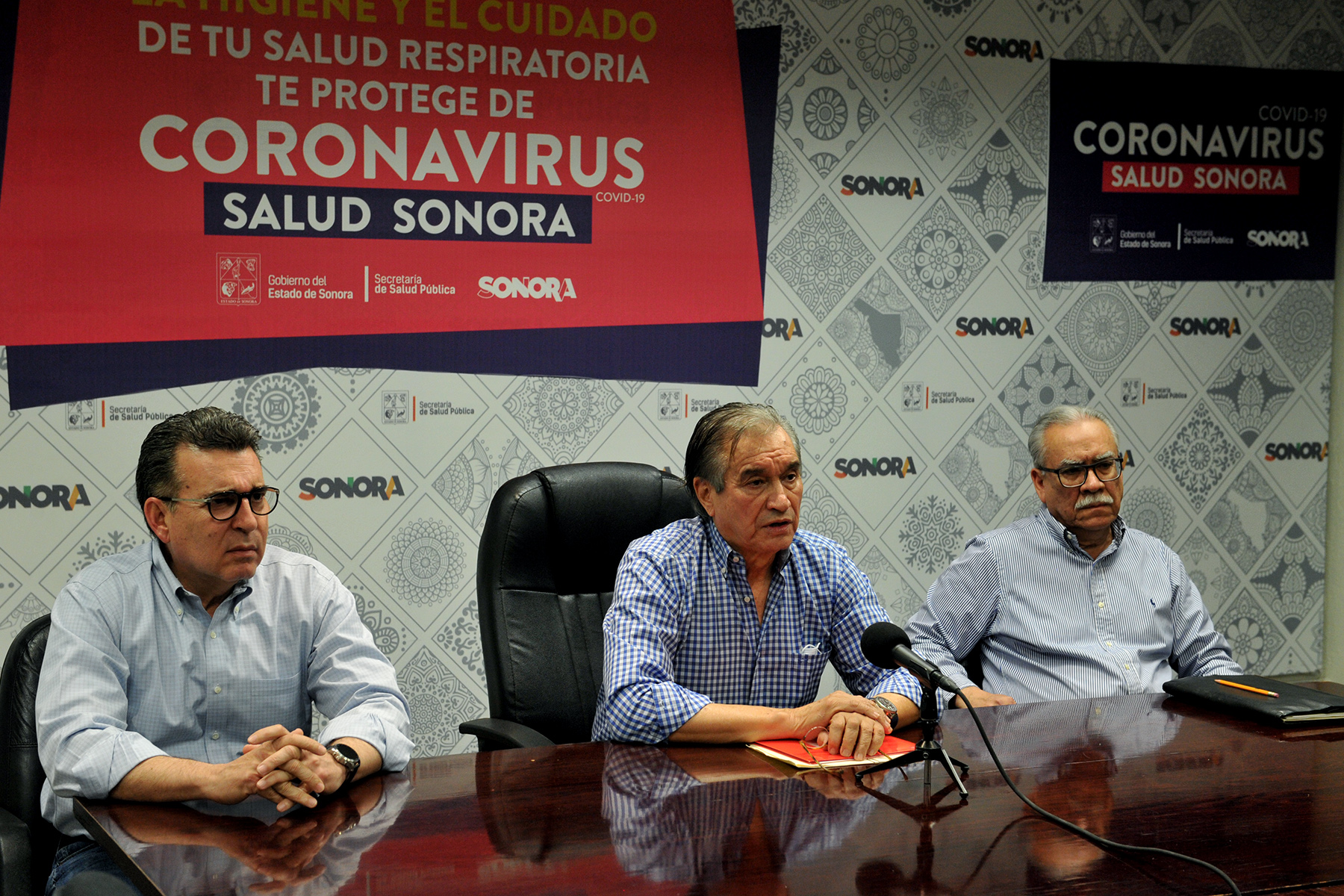 Las empresas deben parar operaciones por humanidad en Sonora: Enrique Clausen
