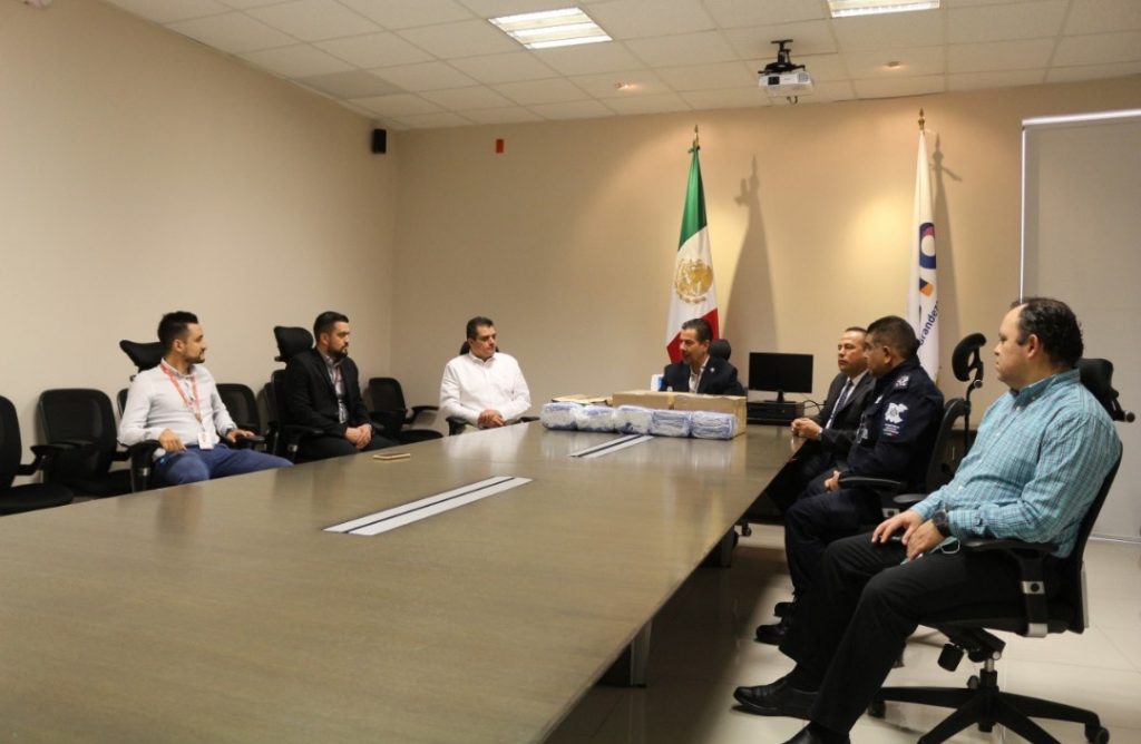 Reunión entre representantes del gobierno de Guanajuato y de Oxxo
