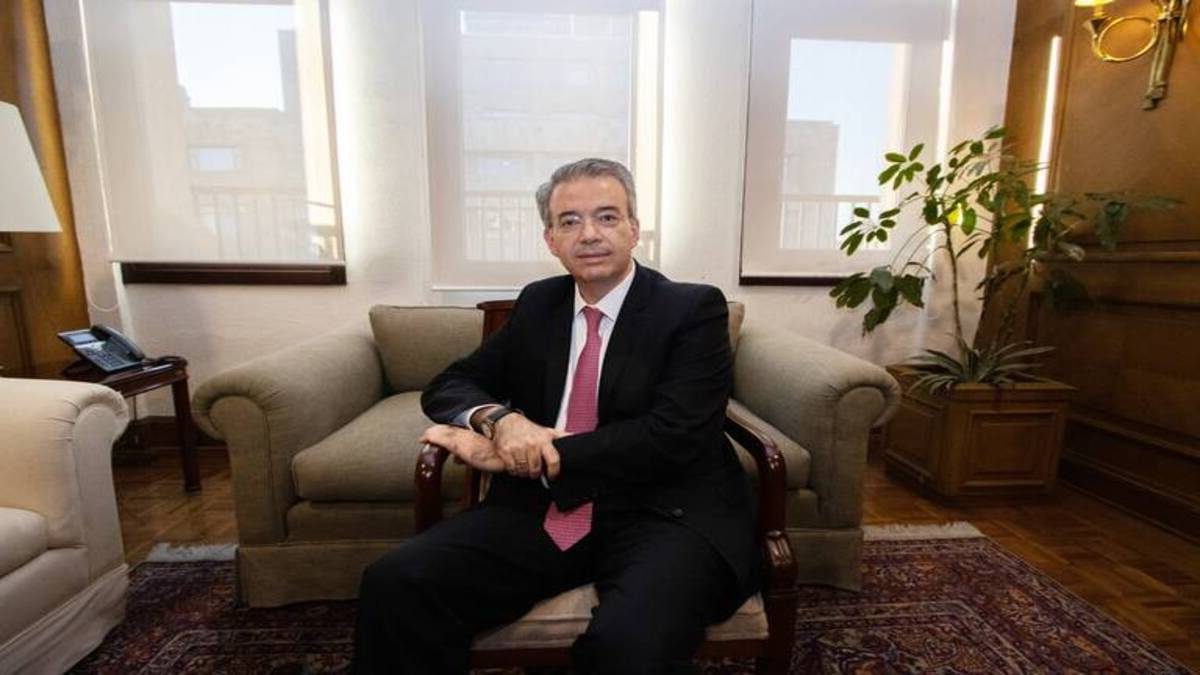 Un exgobernador del Banco de México será asesor en el Foro Económico Mundial