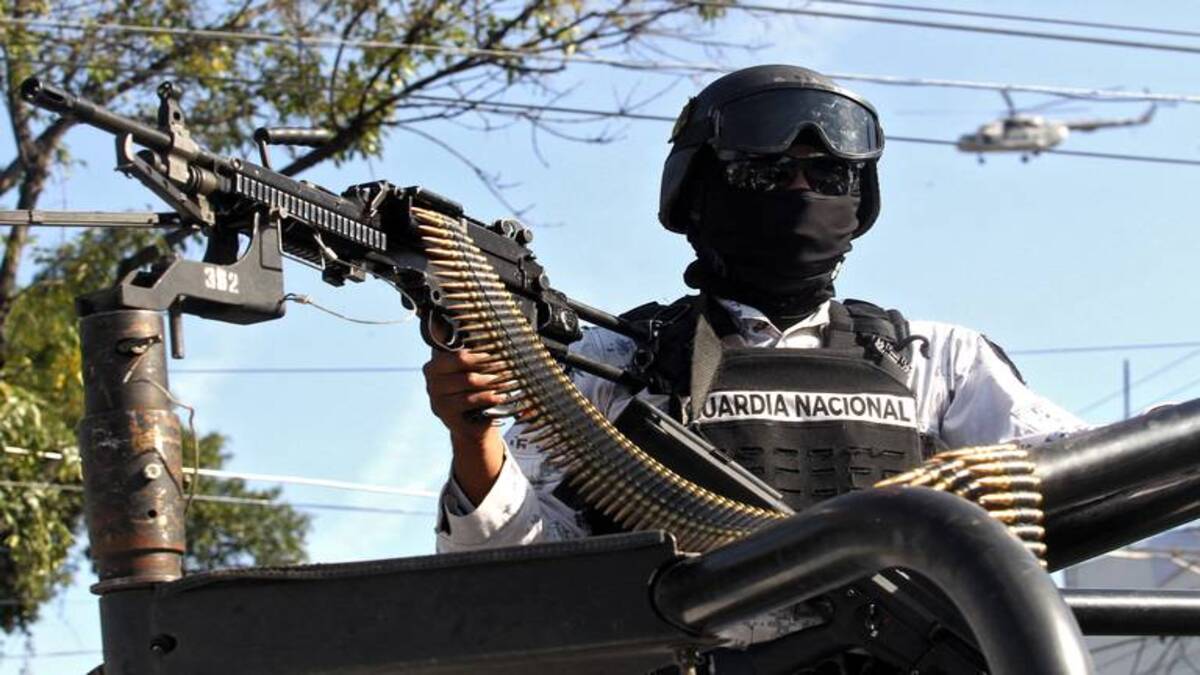 La oposición debe presentar controversia constitucional por militarización de la seguridad pública: Coparmex