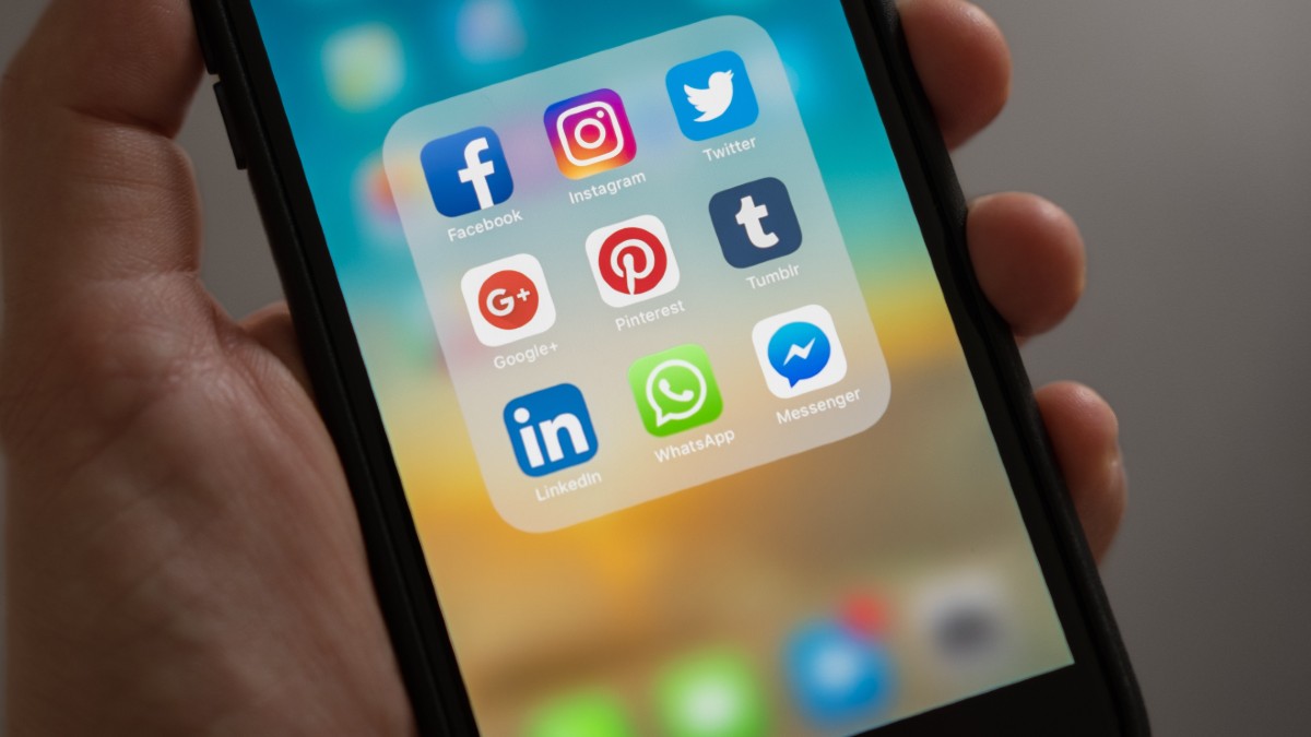 Profeco y Meta lanzan campaña para identificar potenciales estafas en Facebook, Instagram y WhatsApp