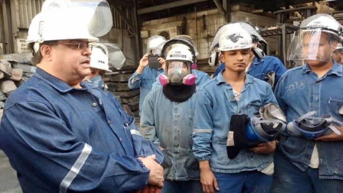 Los mineros de cinco estados se amparan en contra de la reforma laboral por la reducción en reparto de utilidades