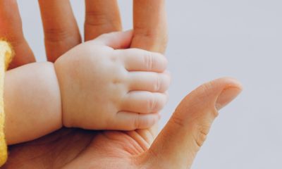 Son necesarios más días de licencia de paternidad para reducir la desigualdad entre hombres y mujeres: especialistas