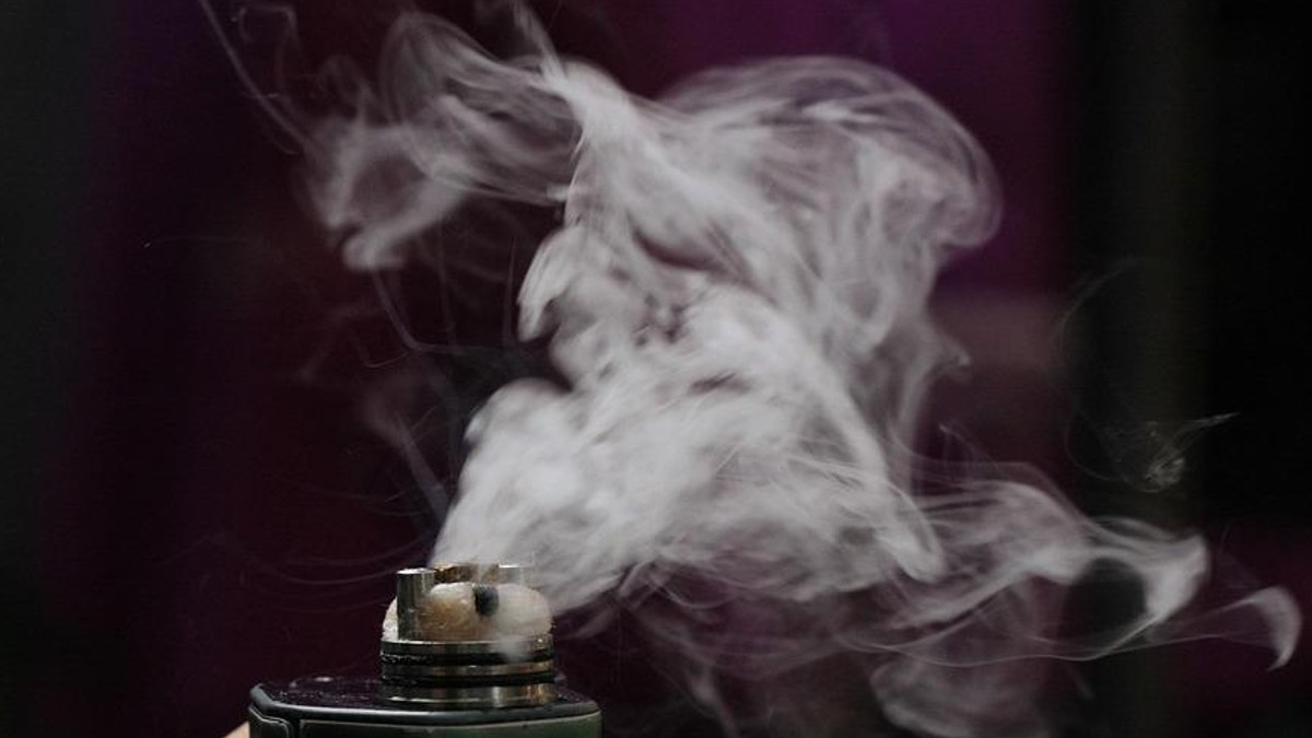 Esto puede aprender México de Colombia sobre la legalización de los vapeadores y cigarros electrónicos