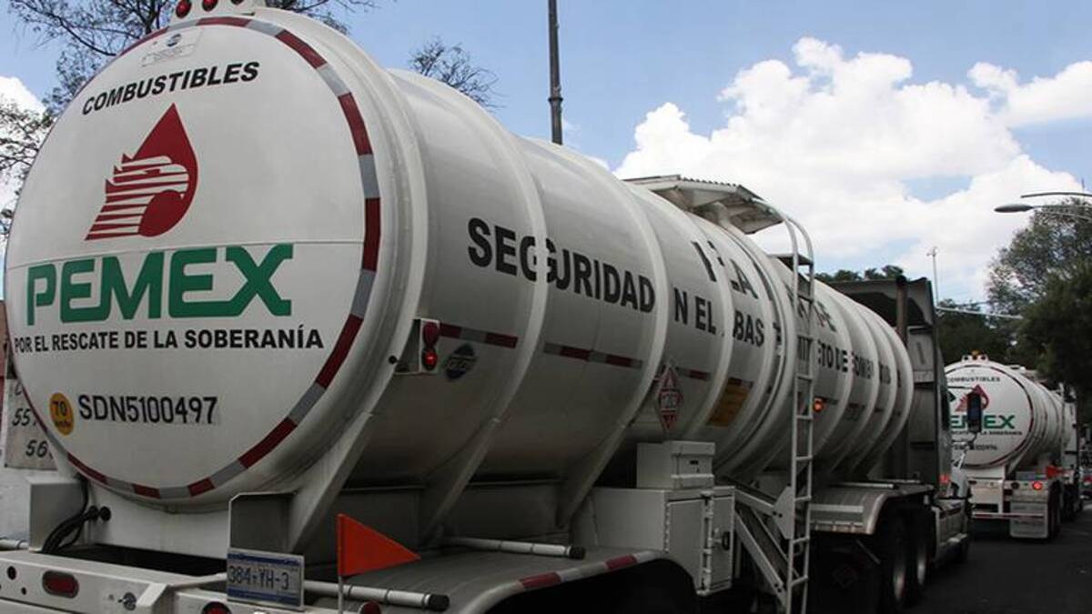 Pemex vendió siete veces más gasolinas que empresas privadas