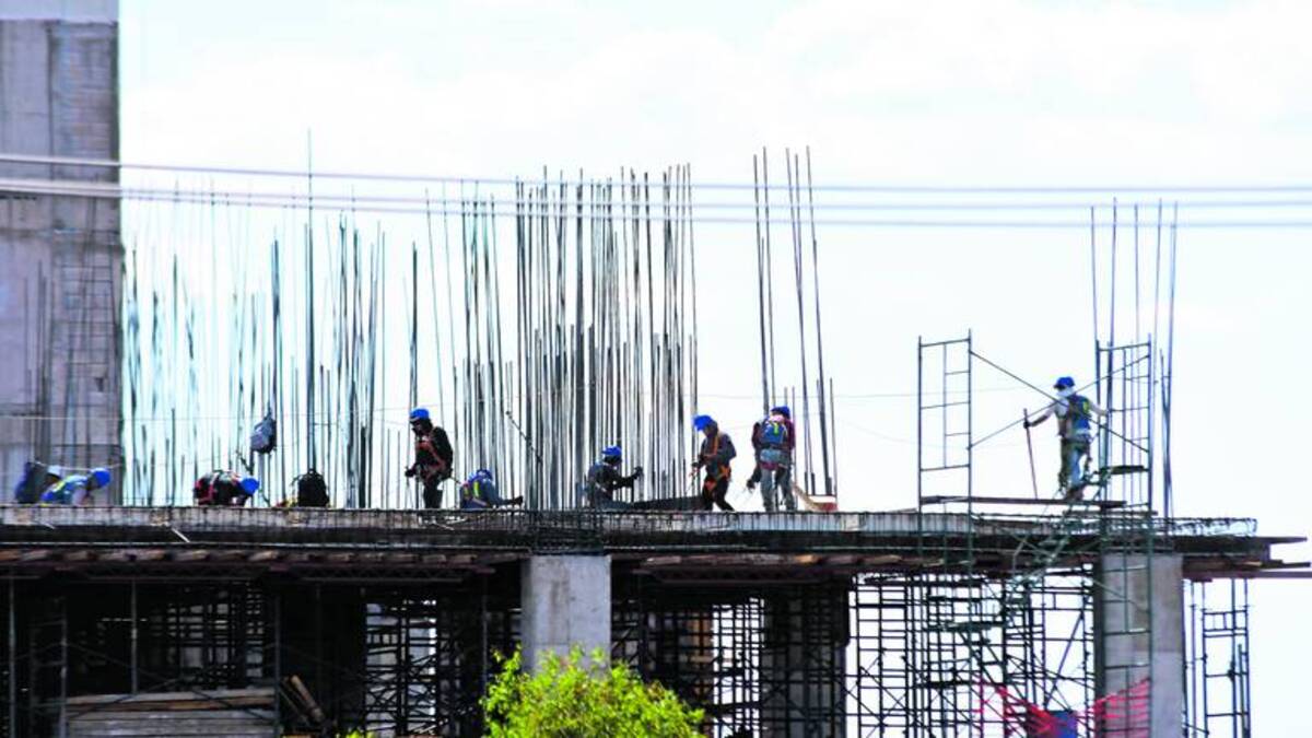 Por bajos salarios, nadie quiere trabajar en la construcción o turismo en Mazatlán
