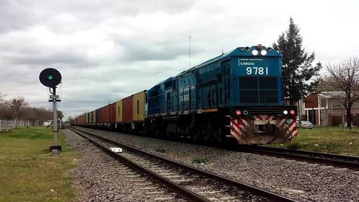 La FGR investiga robo de maíz a empresa ferroviaria internacional en Morelia, Michoacán
