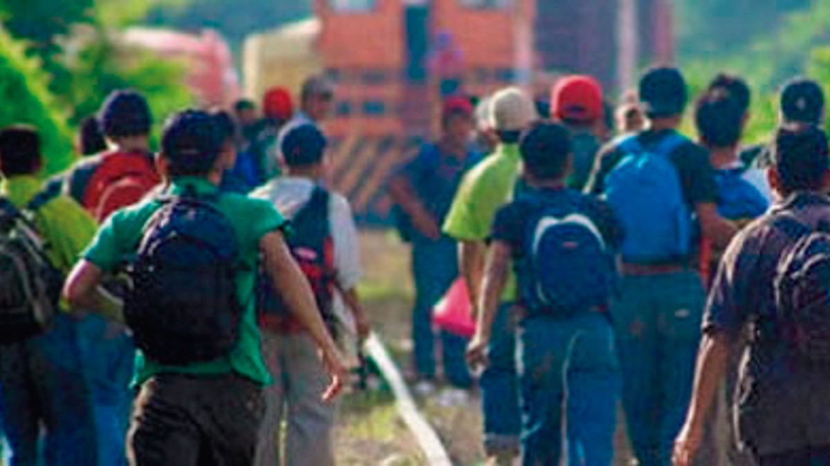 La 4T dará apoyos financieros para migrantes de toda América por mil 112 mdp