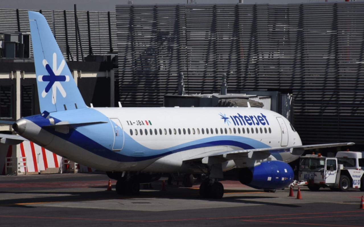 Los trabajadores de Interjet piden a la Defensa Nacional comprar la aerolínea
