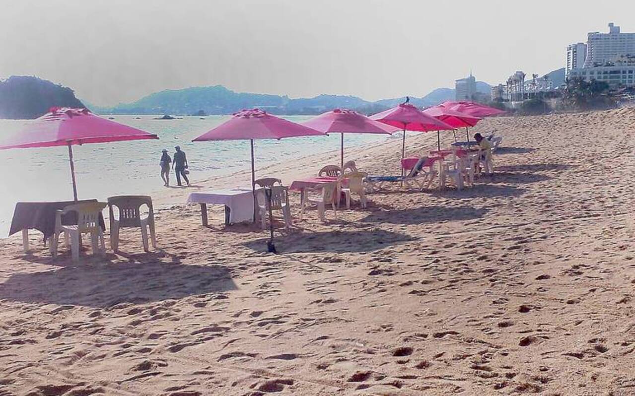 Acapulco prepara las palapas rosas para recibir al turismo LGBTT