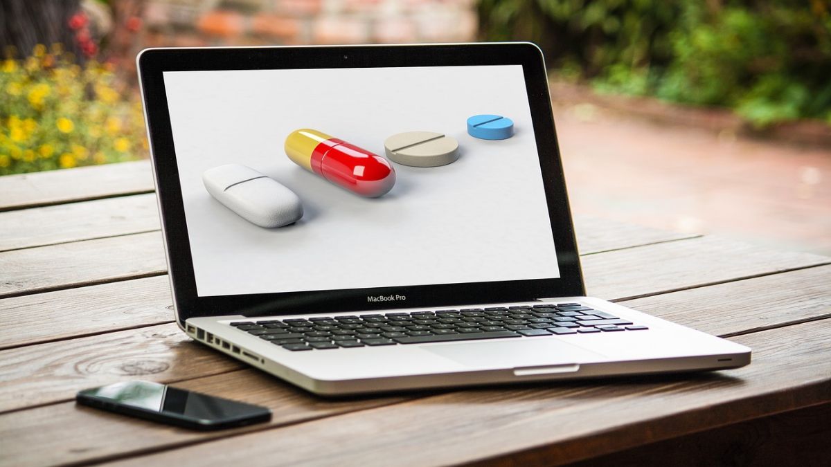 La digitalización alcanza a las farmacias: servicios médicos en línea aumentan