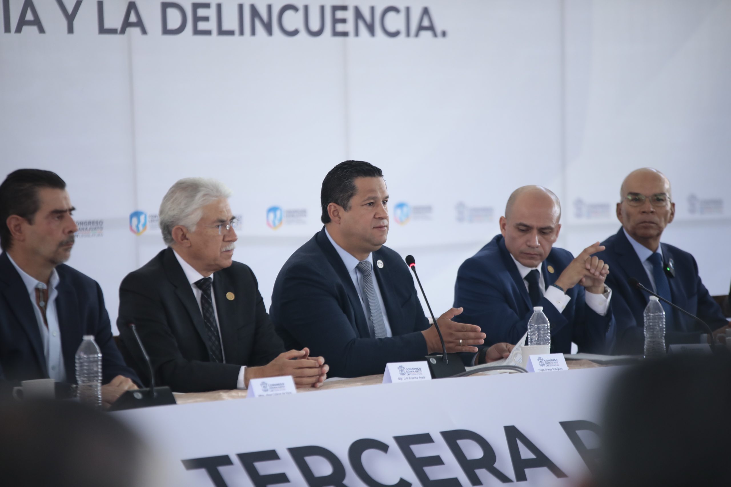 “Tenemos la responsabilidad de garantizar la paz y tranquilidad en Guanajuato”: Diego Sinhue Rodríguez