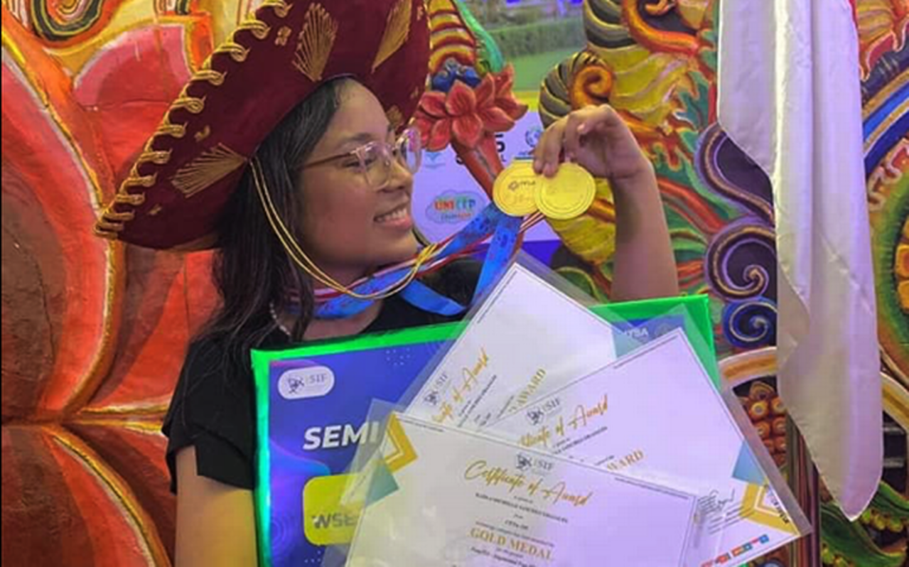 Karla Sánchez, la estudiante tamaulipeca que rompe récord en medallas de oro en Feria de Ciencias en Indonesia