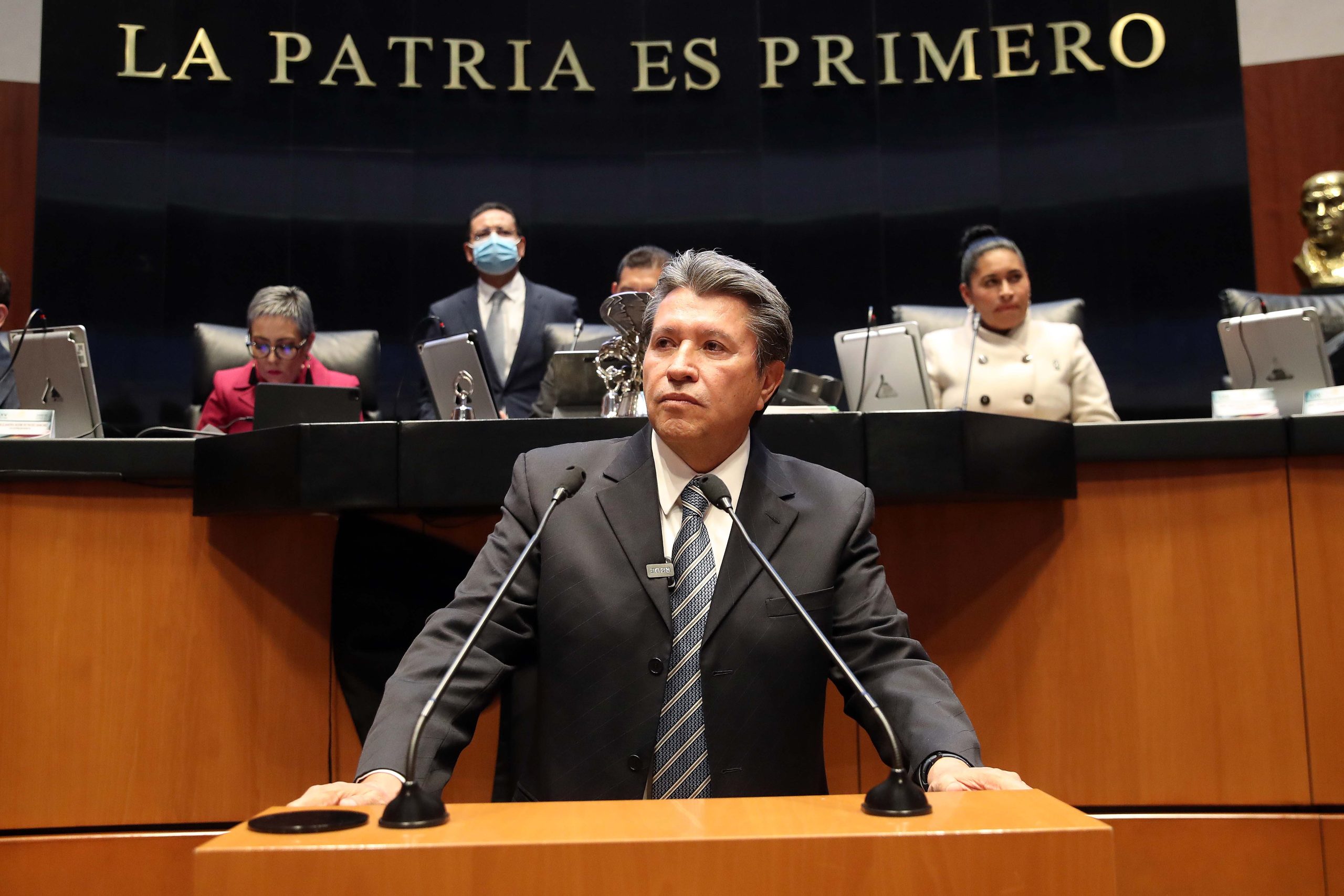 AMLO hace lo correcto al defender a México de las declaraciones groseras de legisladores de Estados Unidos: Ricardo Monreal