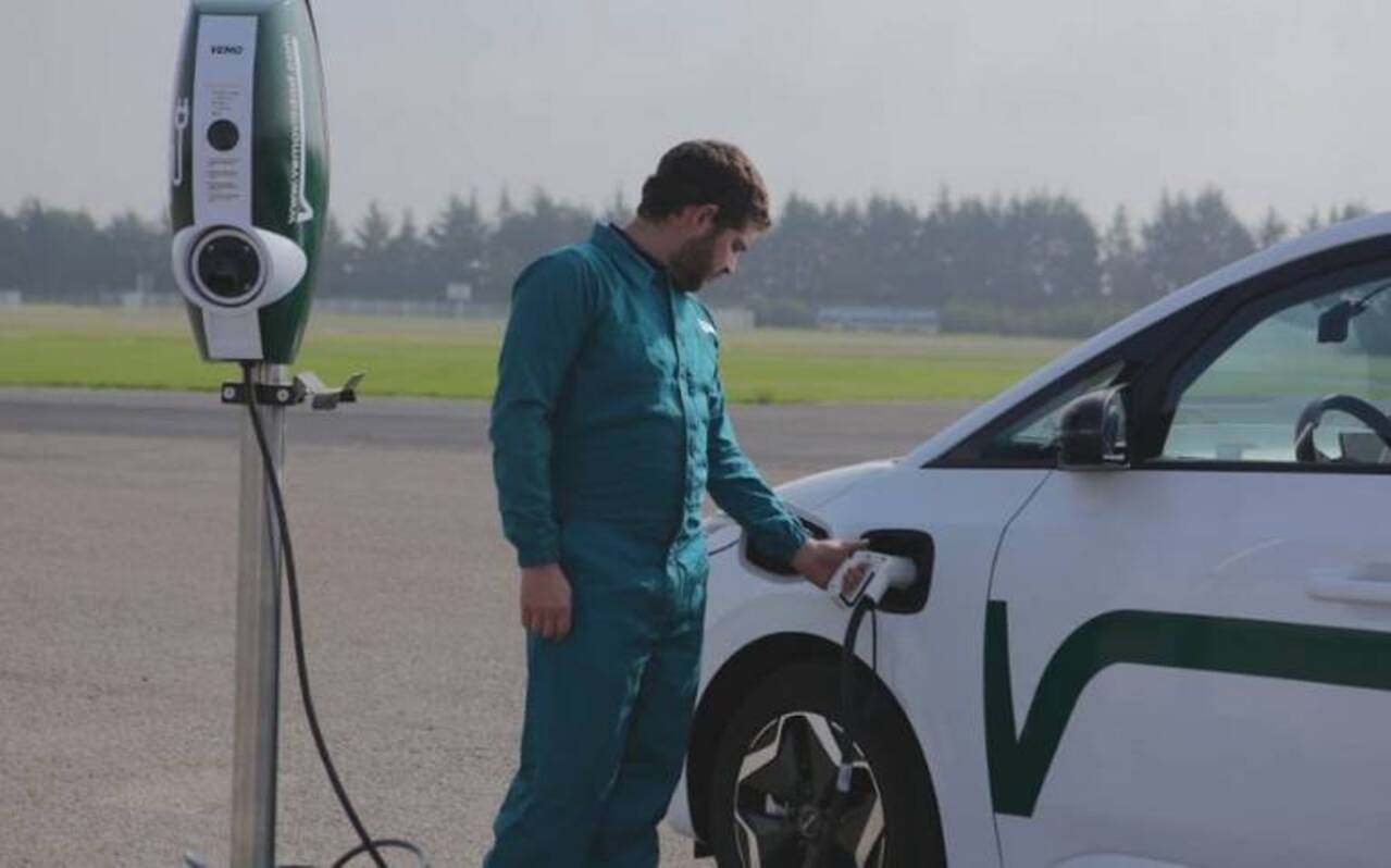 La empresa Vemo impulsa la electromovilidad con red de estaciones de carga para autos eléctricos