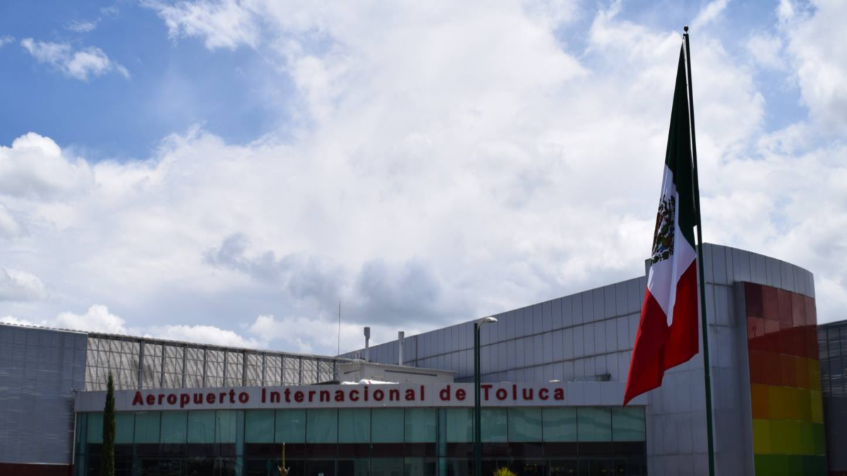 Guardia Nacional incauta un cheque y 4 pagarés por más de 40 mdp en el aeropuerto de Toluca