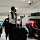 Profeco pide denunciar a las aerolíneas que cobren por el equipaje de mano en sus vuelos