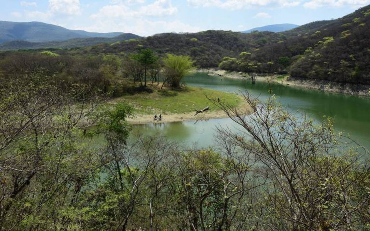 La Conagua avala la extracción de agua de la presa Zimapán para que surtan del vital líquido a Querétaro