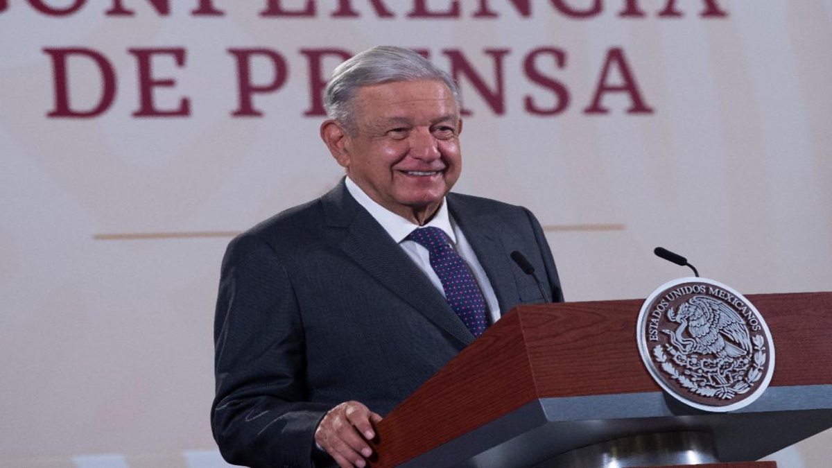 La coalición del PRI, PAN y PRD busca detener el proceso de transformación en México: AMLO