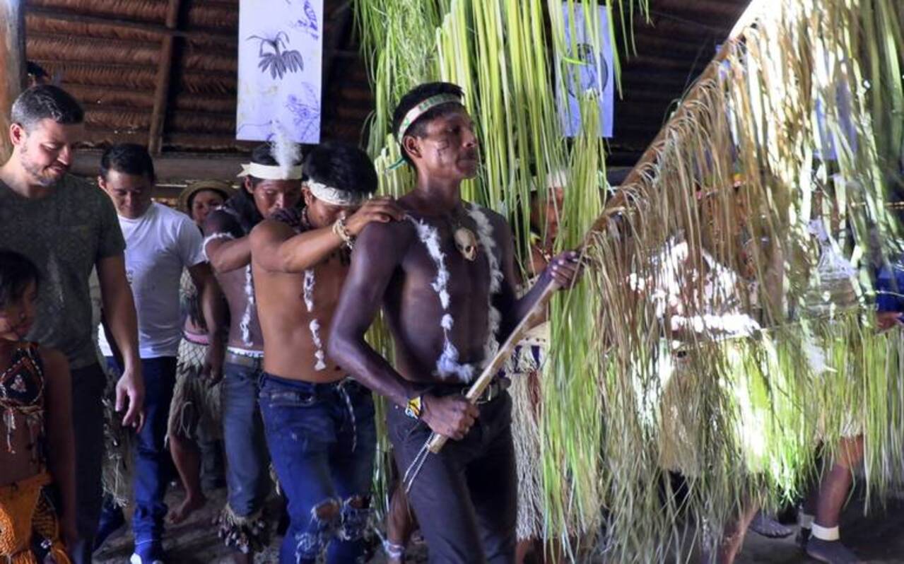 Indígenas amazónicos reviven sus danzas para recuperar su cultura y borrar su trágico pasado
