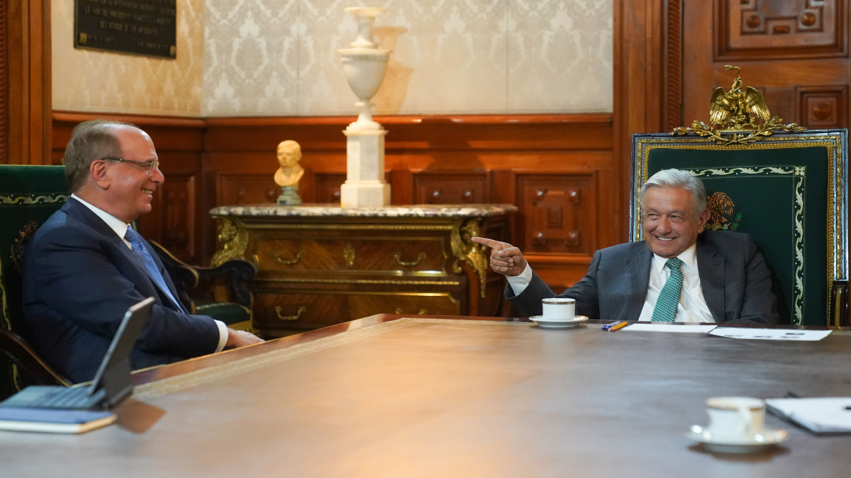 Larry Fink y Carlos Slim, ven con optimismo el rumbo del país y seguirán invirtiendo: AMLO