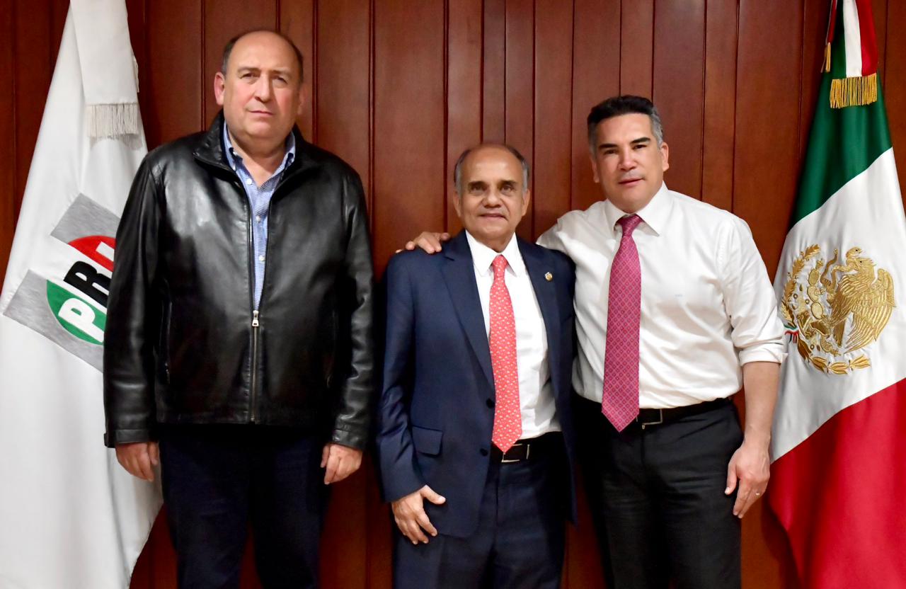 Senadores del PRI se reorganizan y eligen a Manuel Añorve Baños como nuevo Coordinador de la bancada