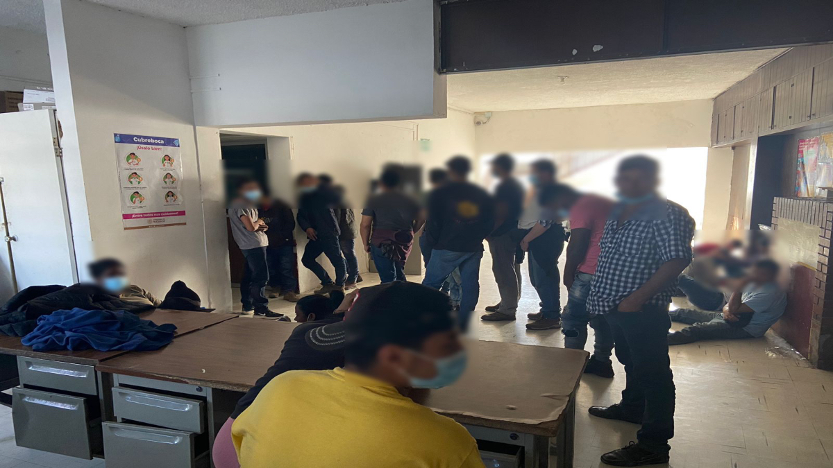 CNDH asegura que el trato a migrantes en estancias del INM es similar al de una cárcel