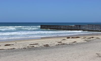 Bañistas ingresan a Playas de Tijuana pese a advertencia de altos niveles de contaminación
