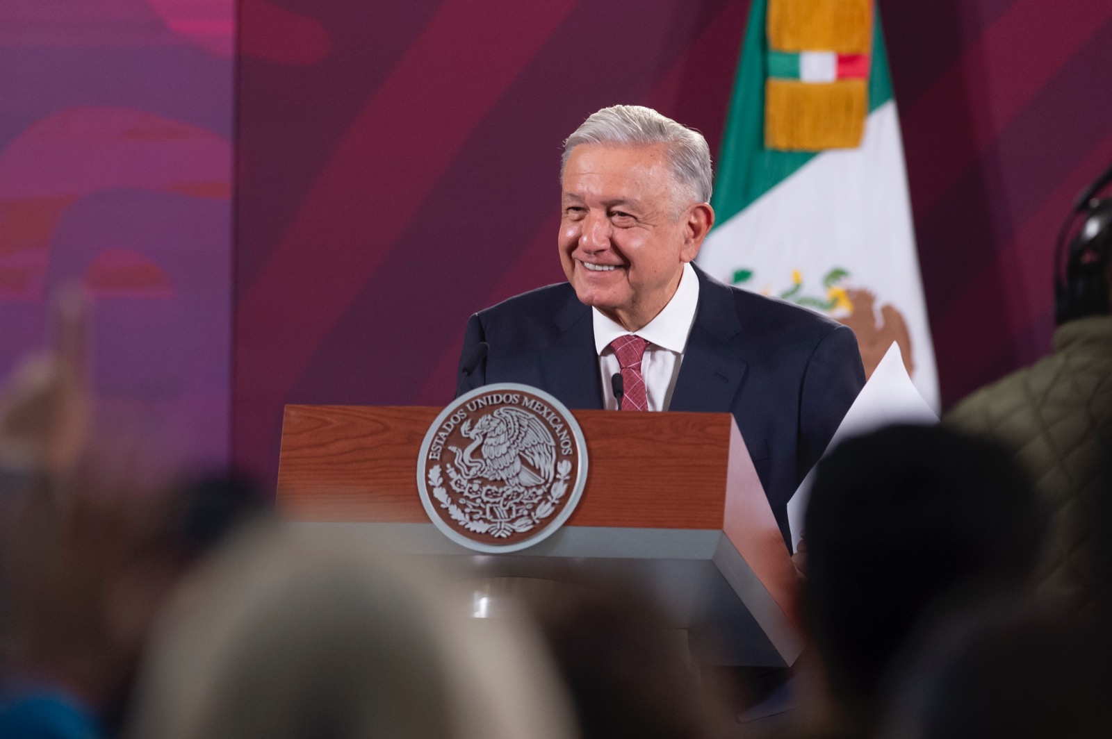 Algunos politiqueros en Estados Unidos le echan la culpa a México por su crisis de fentanilo: AMLO