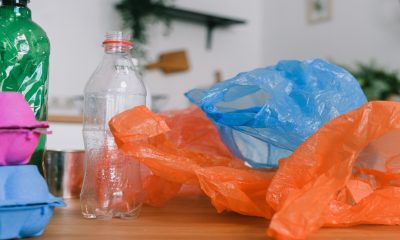 El 30% de comercios incumple normatividad de otorgar bolsas de plástico