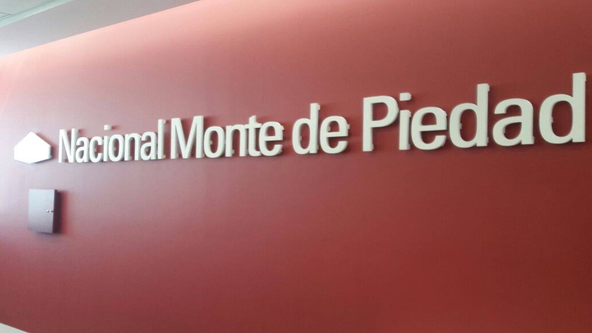 El Monte de Piedad despide a 300 trabajadores que ganan 335 pesos al día, acusa el sindicato