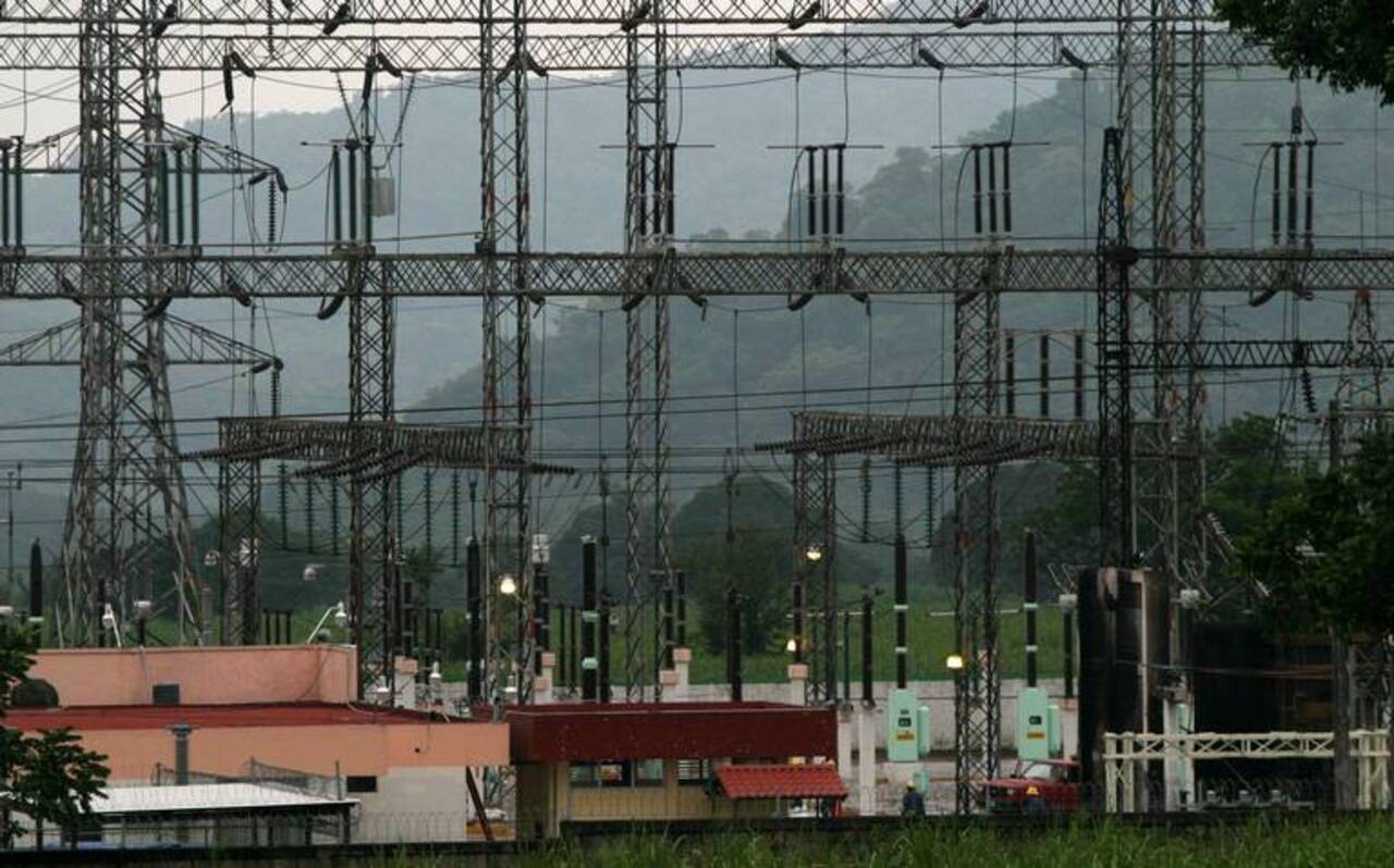 El gobierno de Querétaro construirá un par  de subestaciones eléctricas para que haya 50% más de energía