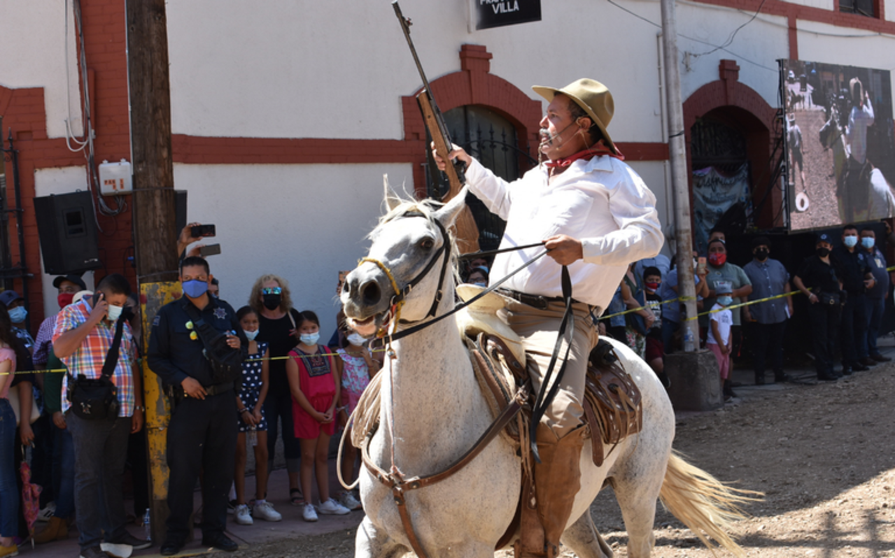 Con eventos culturales y una numerosa cabalgata, Parral realiza las Jornadas Villistas