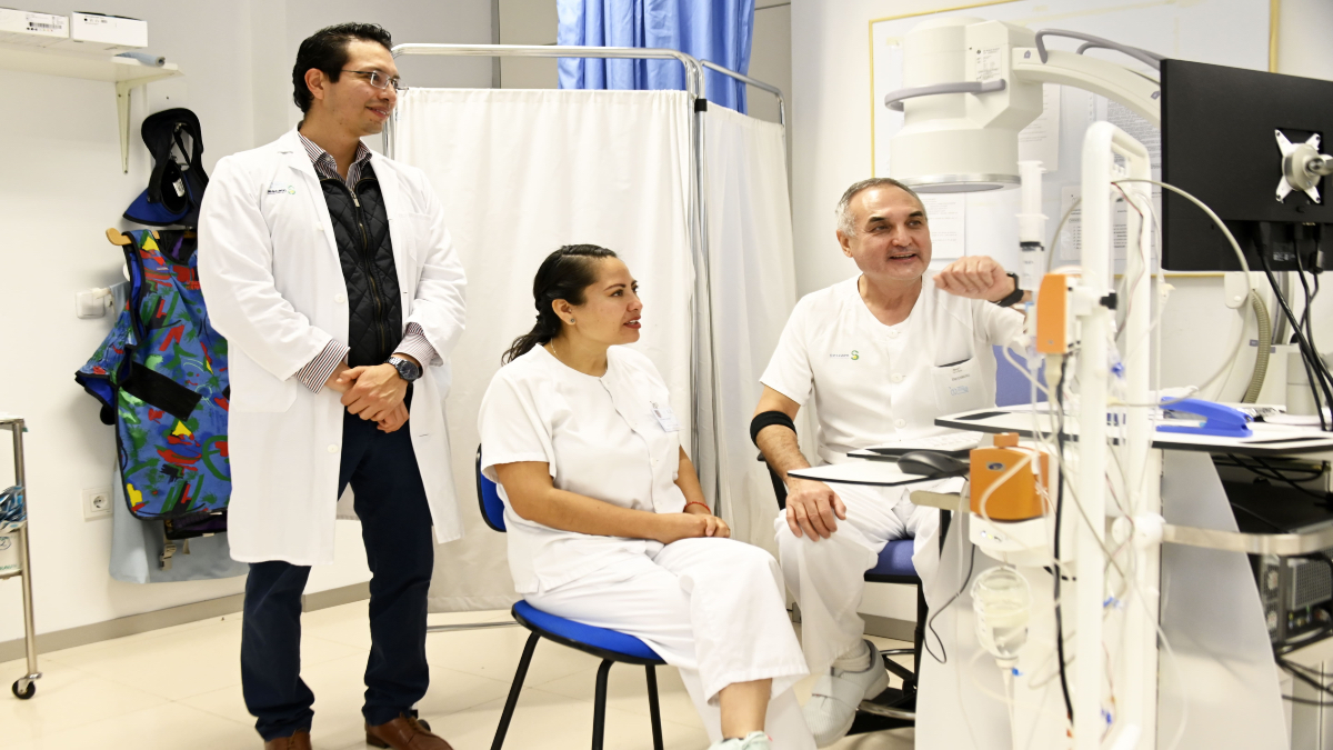 Iberdrola apoya a médicos y enfermeras mexicanos para especializarse en urología