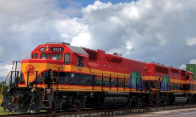 La empresa ferroviaria Kansas City Southern construirá un tren de pasajeros a Querétaro: AMLO