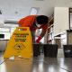 UNITYEL imparte taller para que las personas de limpieza se actualicen y obtengan mejores trabajos