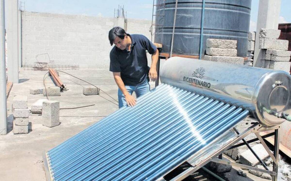 En Tlaxcala, usar calentador solar equivale a reforestar y genera ahorro económico