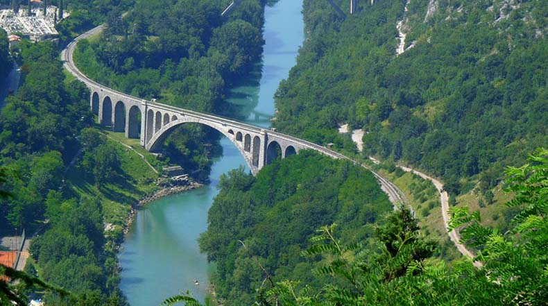 Alemania apoya en inundaciones en Eslovenia y envía especialistas en construcción de puentes
