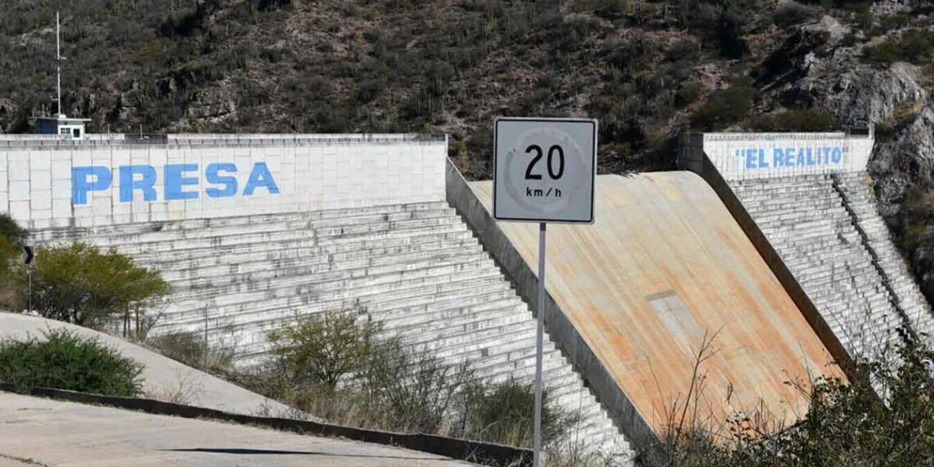 La Conagua dice que está lista para reparar las fugas de agua de la presa El Realito en San Luis Potosí