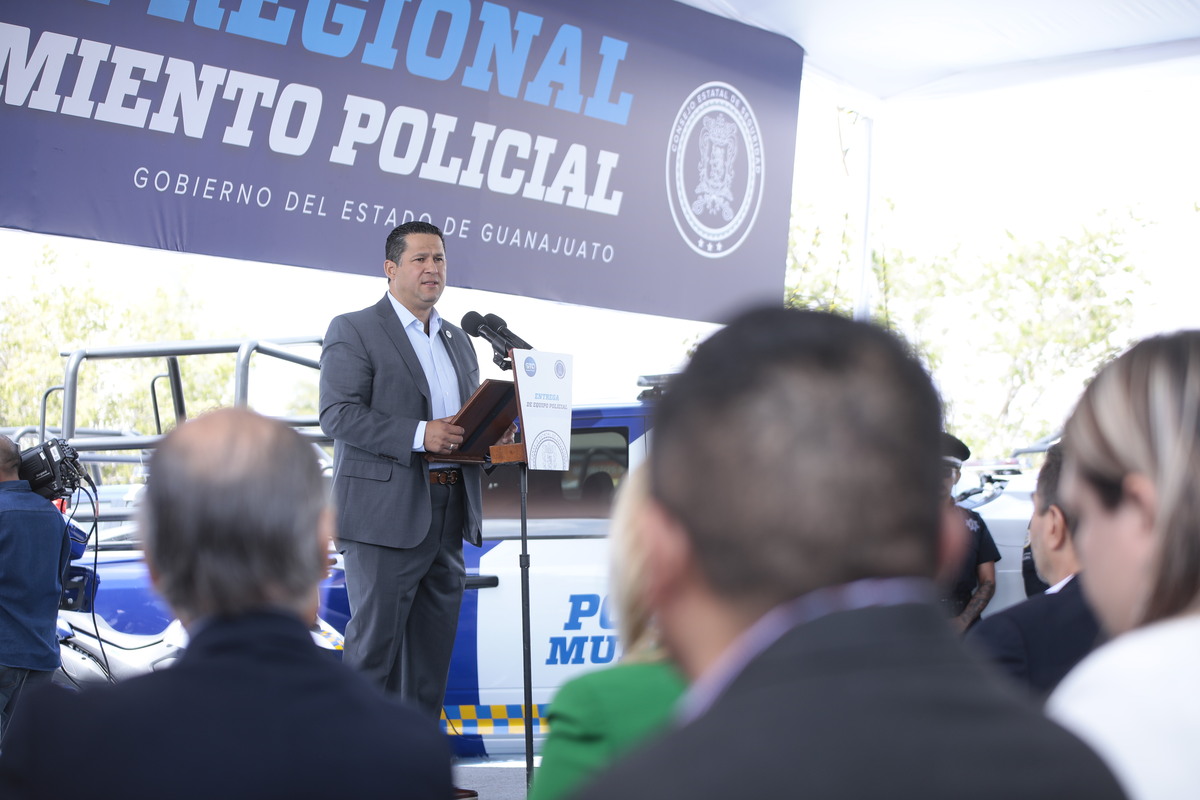 Las Policías Municipales fuertes hacen municipios fuertes, asegura Diego Sinhue Rodríguez