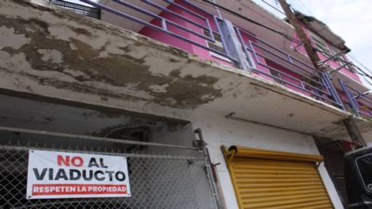 Afectados por viaducto elevado en Tijuana se ven obligados s vender sus propiedades