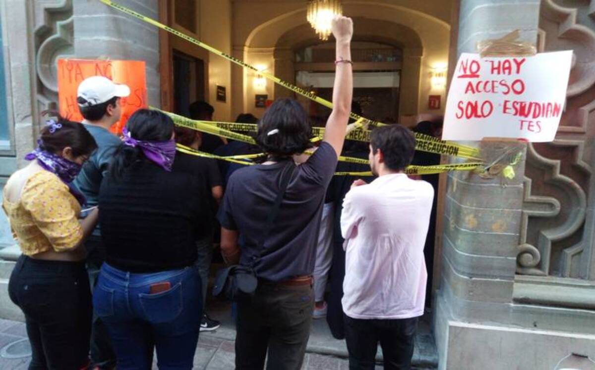 El Movimiento Colmena de la Universidad de Guanajuato toma instalaciones para presionar al diálogo