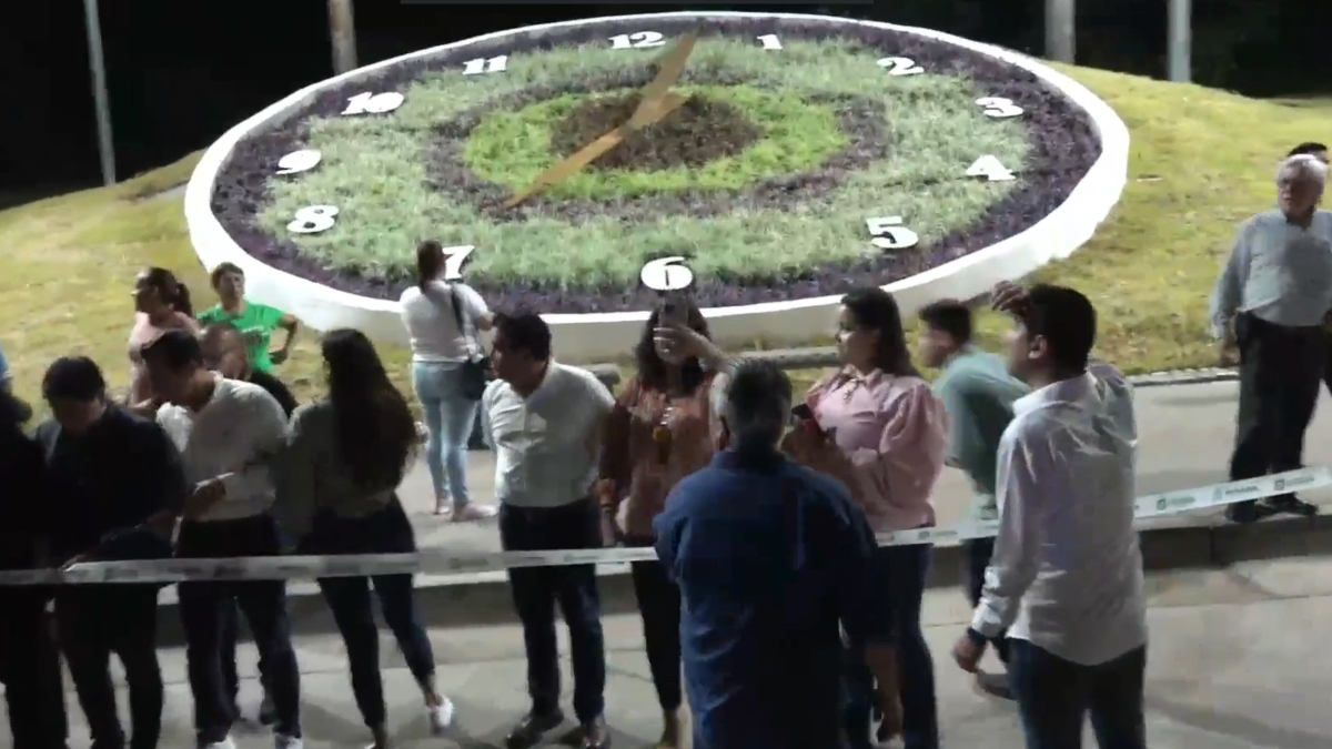 Le cuesta 290 mil pesos al Ayuntamiento de Culiacán una obra de un reloj floral