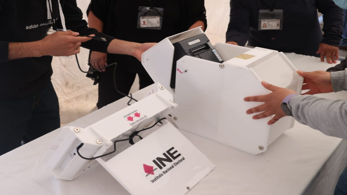 Confianza, el principal reto para implementar el voto electrónico en México: IBD