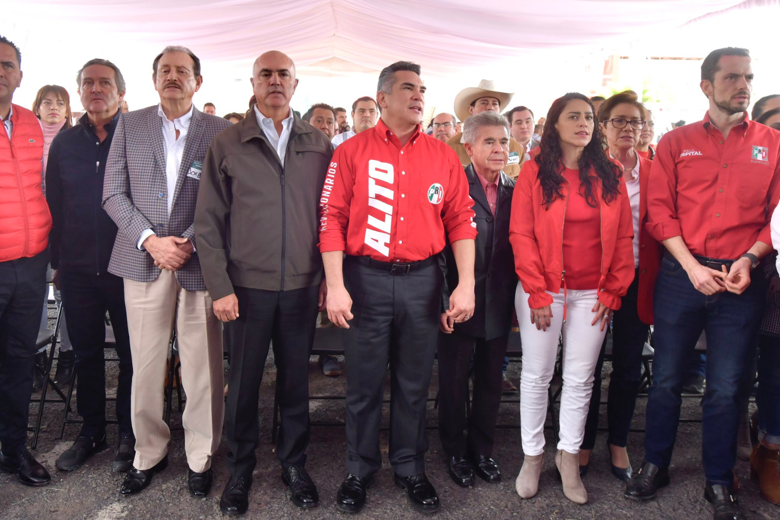 Alejandro Moreno pide a priista de Querétaro apoyar con todo a Xóchitl Gálvez