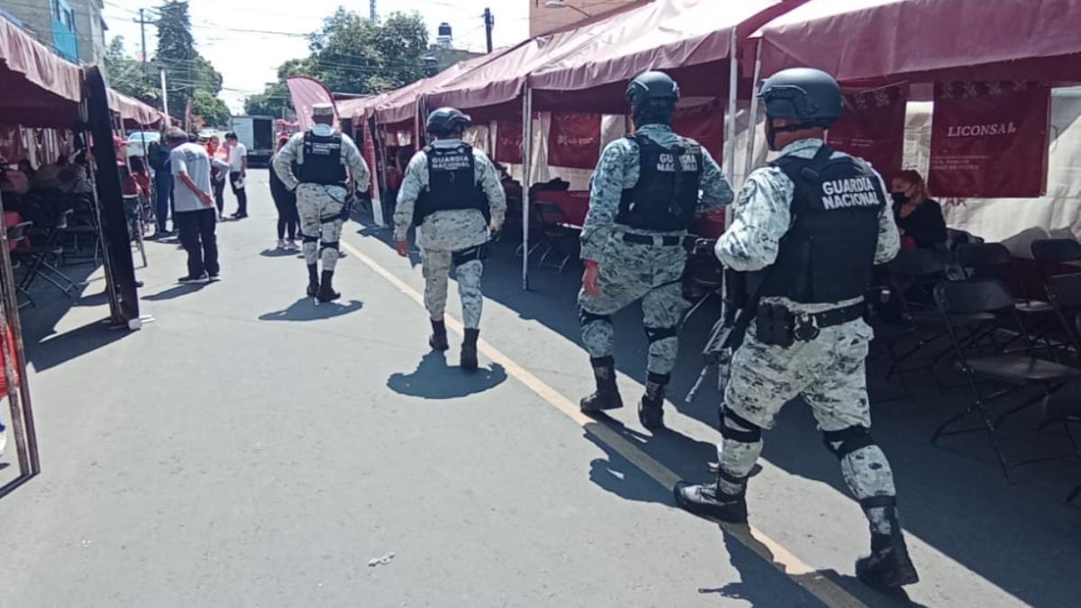 Elementos de la Guardia Nacional y del INM trataron de irrumpir en albergue para migrantes en Tijuana