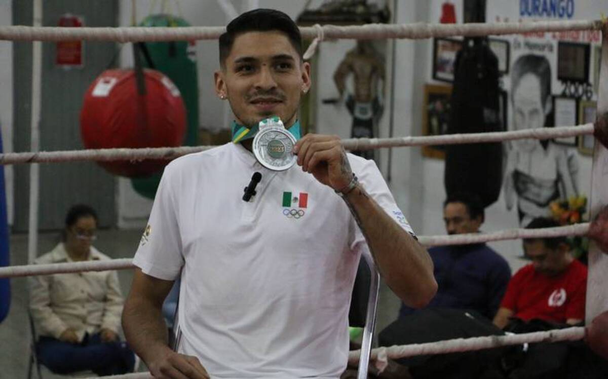 El boxeador duranguense Miguel Ángel “Piolín” Martínez cumple promesa a su abuelo de llegar a unas olimpiadas