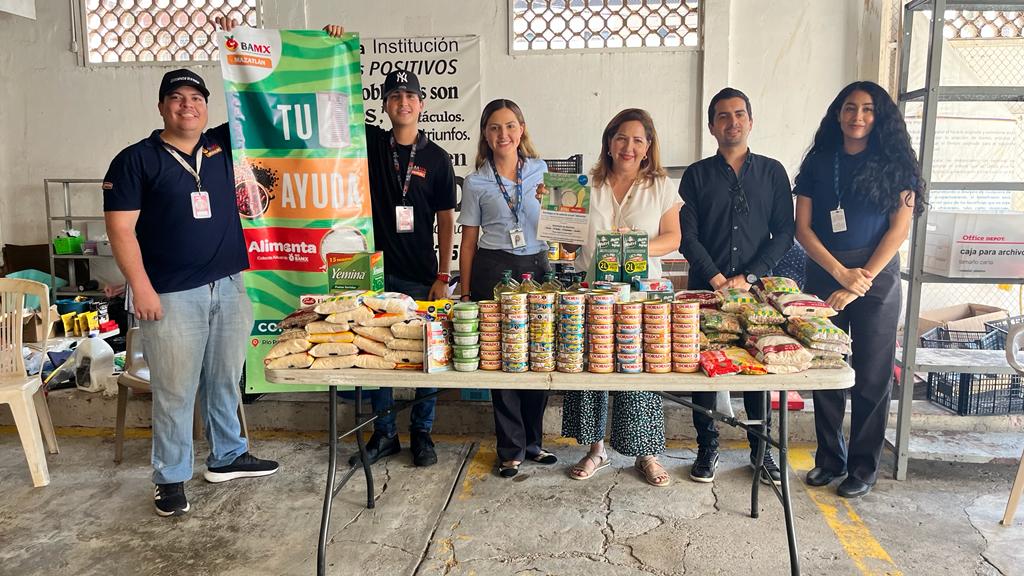 Los reyes del atún donan comida, agua, artículos de higiene personal y tortilladoras a los afectados del huracán Otis en Acapulco